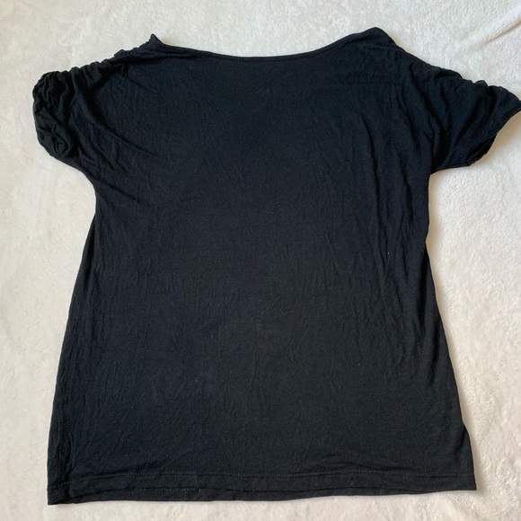 π Old Navy black half sleeve tee ruched sleeve XS - Picture 5 of 6